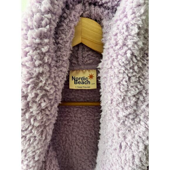 Nordic Beach purple fuzzy jacket one size - Picture 3 of 4